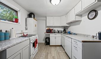 206 6th Ave, Belle Fourche, SD 57717