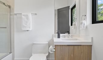 3644 N VERMONT St, Arlington, VA 22207