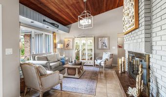 427 Glenbrook Dr, Atlantis, FL 33462