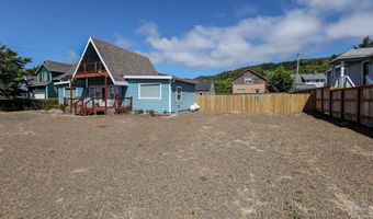 17905 OCEAN Blvd, Rockaway Beach, OR 97136