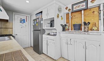 174 LAKE CANDLEWOOD Ct, El Paso, TX 79928