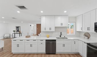 1507 YVONNE, Apopka, FL 32712