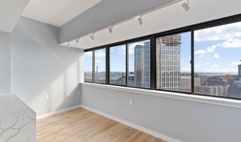8 Whittier Pl 24E, Boston, MA 02114