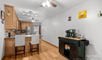 210 Meadow Run Ext, Asheville, NC 28806