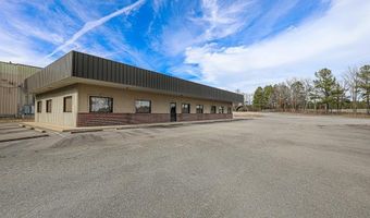 3200 S Reynolds Rd, Bauxite, AR 72011
