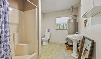 5792 W Lain Lake Rd, Atoka, OK 74525