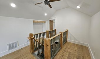 3073 State Highway Ww, Aurora, MO 65605