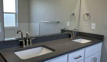 5530 TRUEMAN Unit B, Chubbuck, ID 83202