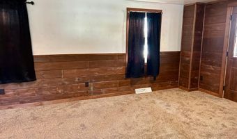 7916 MAPLE St, Argonne, WI 54511