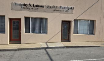 22 W 8th St, Anderson, IN 46016