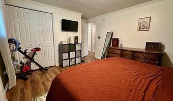 204 S 5th St E, Aurora, MN 55705