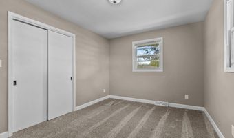 3460 IRENE St, Appleton, WI 54913
