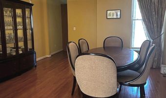 1327 HARVARD St NW, Washington, DC 20009