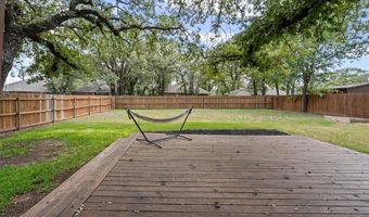 1830 Rayna Dr, Weatherford, TX 76086