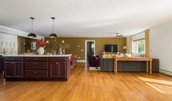 471 Crosstown Rd, Berlin, VT 05602