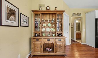 5368 Pinnacle Ct, Ann Arbor, MI 48108