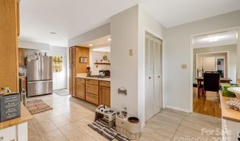 226 Wildflower Rd, Asheville, NC 28804