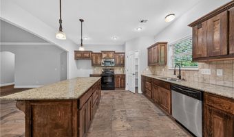 9 Monmouth Dr, Bella Vista, AR 72714