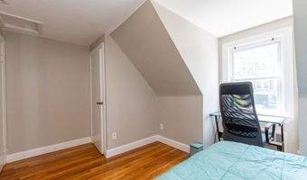 15 Peak Hill Rd, Boston, MA 02132