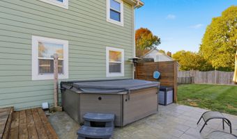 232 Charing Cross Rd, Indianapolis, IN 46217