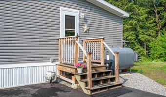 85 Lakewood Dr, Belmont, NH 03220