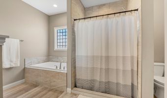 5610 Bear Creek Pass, Auburn, IN 46706