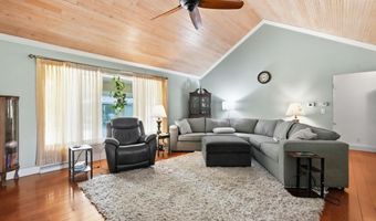 2221 Mifflin Ave, Ashland, OH 44805