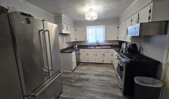 1800 White Dr, Batesville, AR 72501