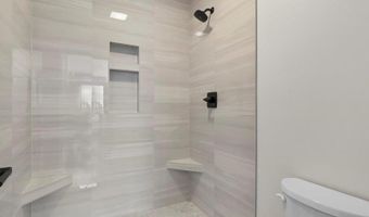 1165 Salm Dr, North Liberty, IA 52317