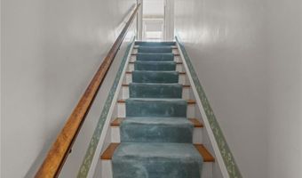 157 Schuyler Ave, East Providence, RI 02914