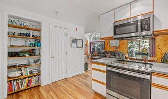 11 Richardson Trl, Campton, NH 03223