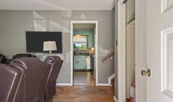1061 S Linden Dr, Alcoa, TN 37701