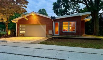 8389 Arborcrest Dr, Amberley, OH 45236
