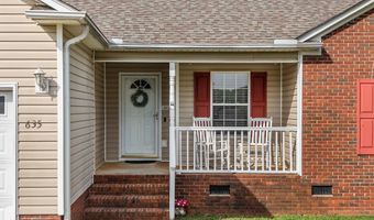 635 Shadow Dance Ln, Boiling Springs, SC 29316