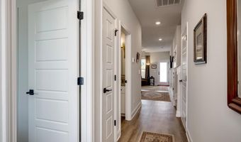 6056 Narnia Cir, Aiken, SC 29803