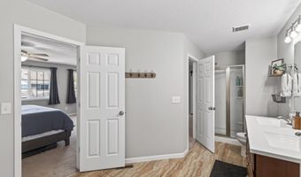 6222 Maclynn Ave NE, Albertville, MN 55301