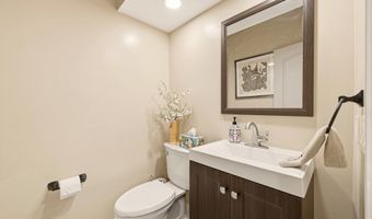 5803 MADAKET Rd, Bethesda, MD 20816