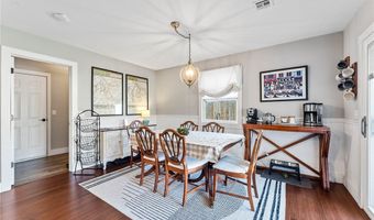 13 Greenridge Ln, Bentonville, AR 72712