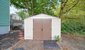 110 W Albert, Adrian, MI 49221