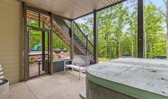 39403 State Route 689, Albany, OH 45710