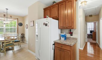 14 HIDDEN LAKE Cir, Barnegat, NJ 08005