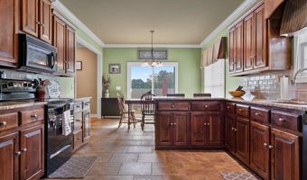 100 Stagecoach Dr, Alvaton, KY 42122