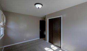 239 Greenway Rd, Arkansas City, KS 67005