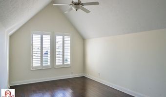 372 Foxboro Dr, Avon, IN 46123