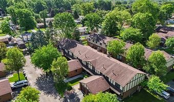 19 Parkplace N, Allen Park, MI 48101