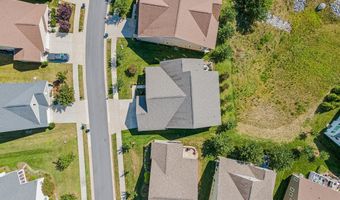 102 PHOEBE Ct, Lake Frederick, VA 22630