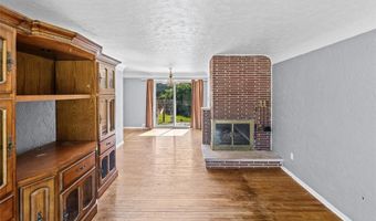 2303 Fairview Dr, Alton, IL 62002