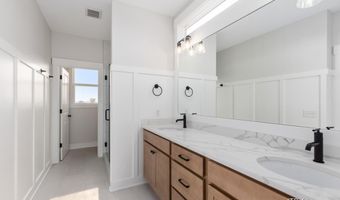 11290 Shoreline Dr 121, Allendale, MI 49401