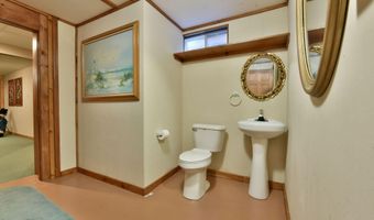 625 McKay Rd, Amsterdam, NY 12010