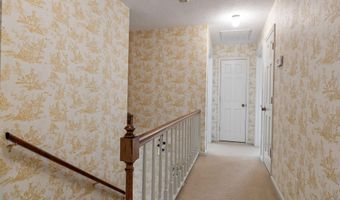 107 Forestdale Dr, Boiling Springs, SC 29316
